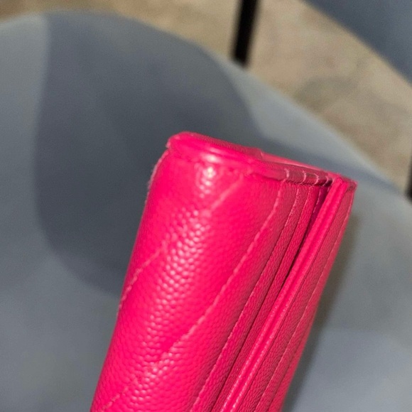 YVES ST LAURENT CHEVRON LONG WALLET - Picture 10 of 14